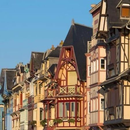 Nid Douillet Pour 2.. A 50 Metres De La Plage 梅尔·莱斯·拜恩斯 外观 照片